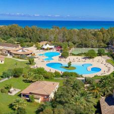 anteprima limone beach resort.jpg